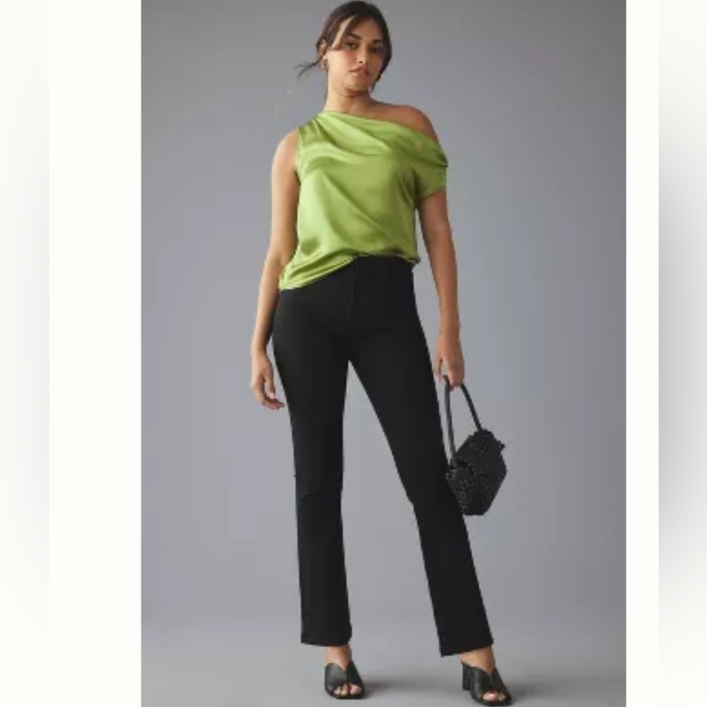 NWT Mid-Rise Skinny Jeans size 23T by Pilcro in black by Anthropologie.